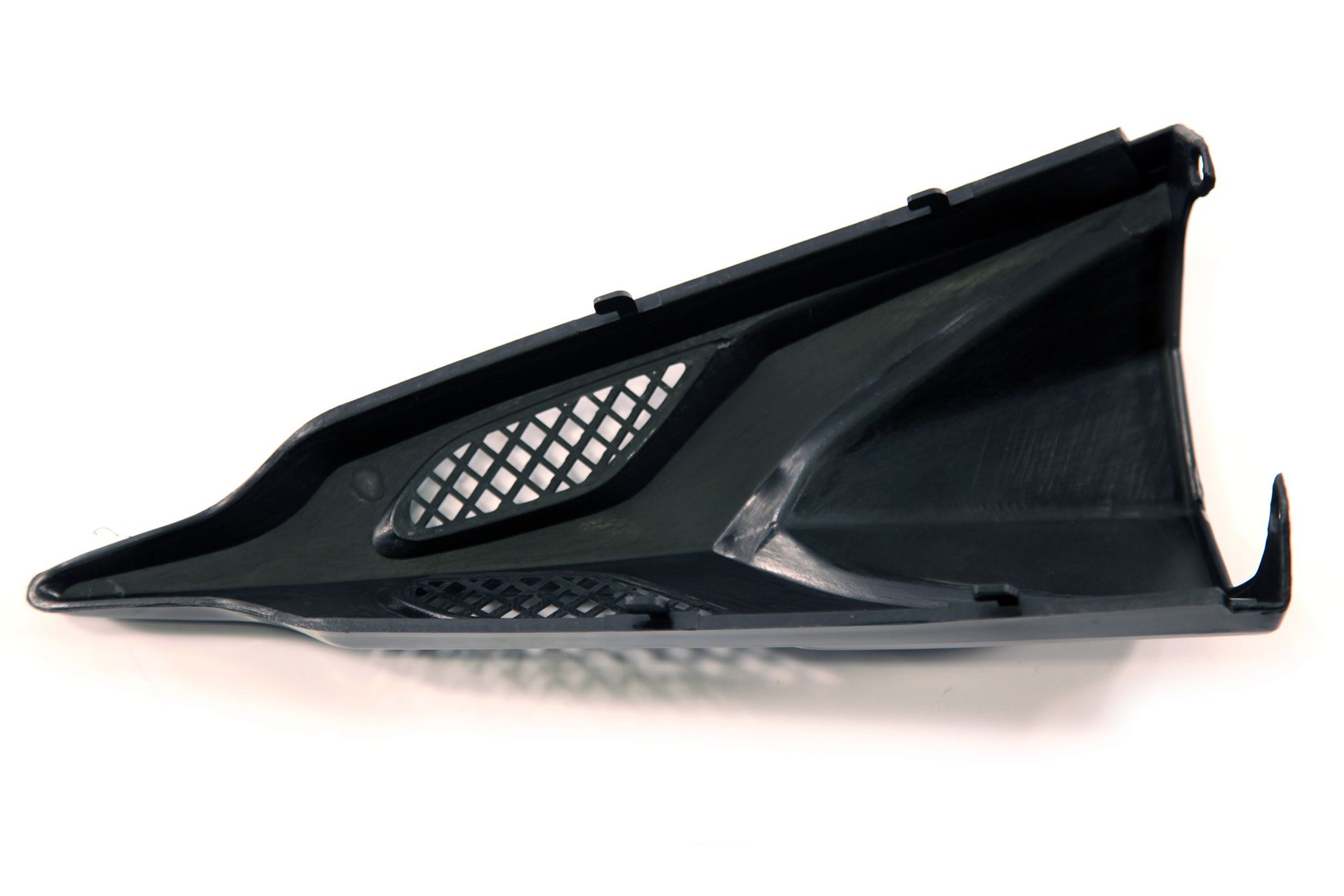 Облицовка центральная верхняя чёрный