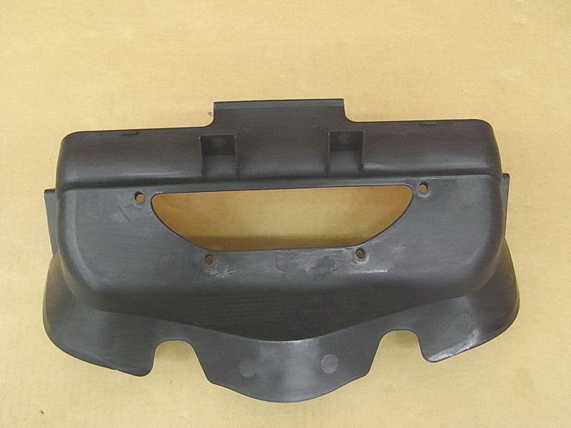 Крыло переднее внутреннее черный_BK-001U