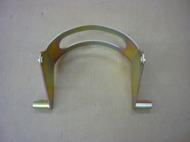 Кронштейн переднего крыла