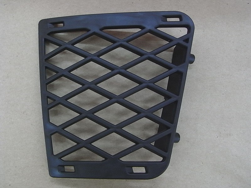 Решётка передняя декоративная