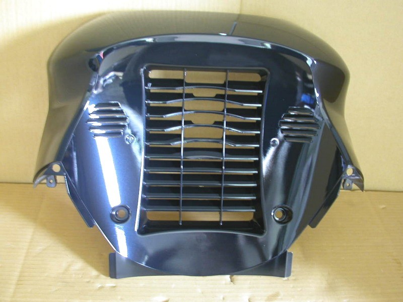 Облицовка передняя нижняя чёрный (BK-231P-D)