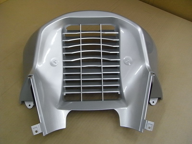 Облицовка передняя нижняя серебристый_S-421S-D