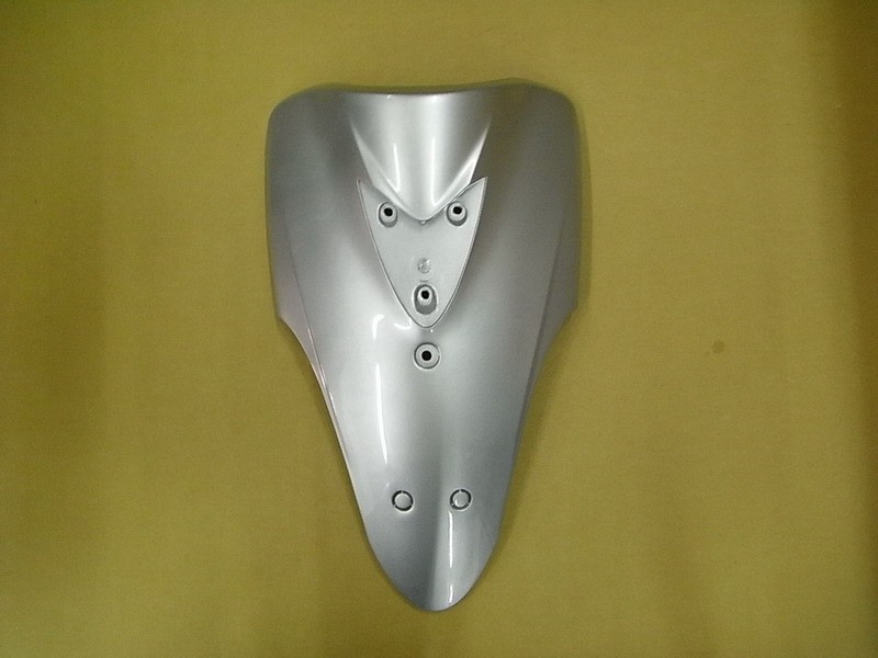 Облицовка передняя серебристый_S-880S