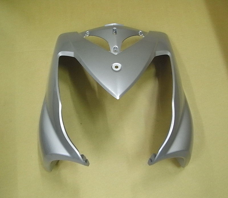 Облицовка передняя серебристый_S-420