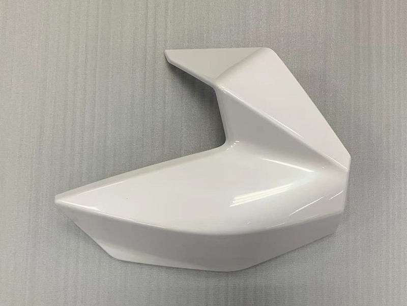 Облицовка передняя правая [WH-8028P]