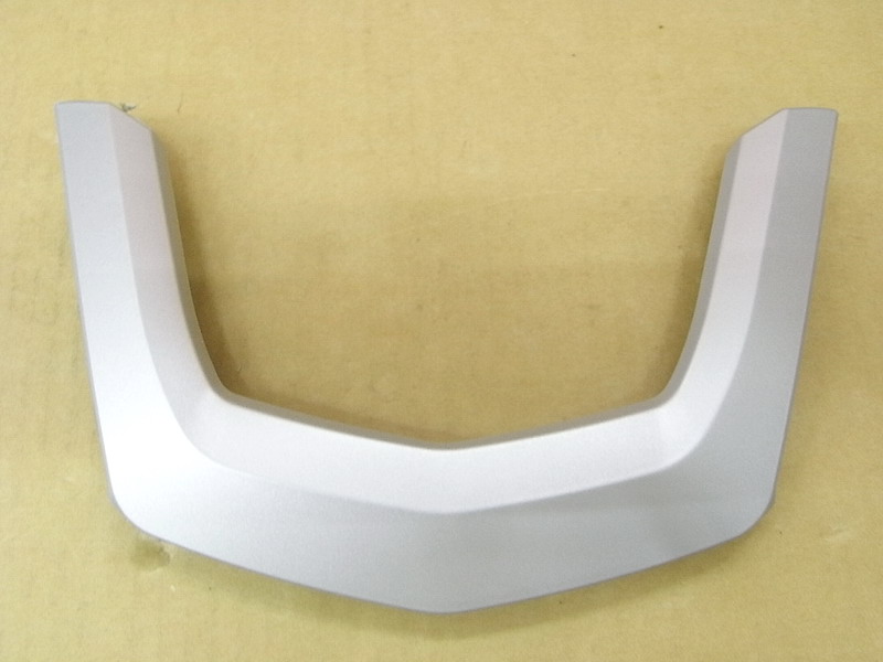 Облицовка передняя серебристый_S-877U