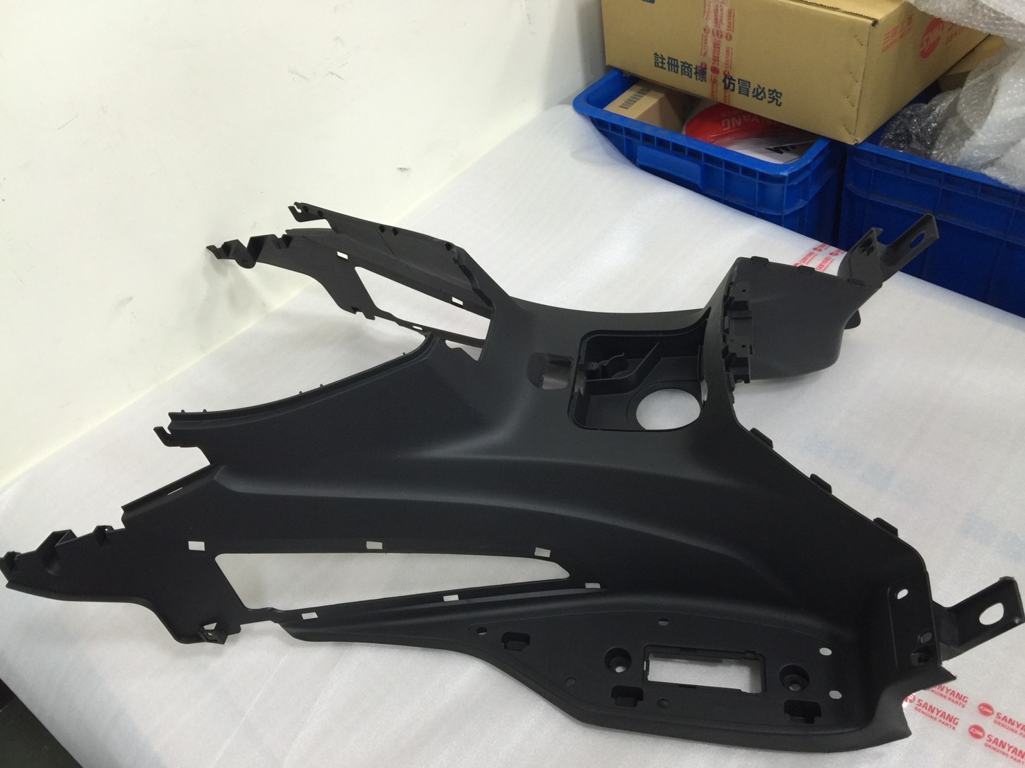 Облицовка пола черный