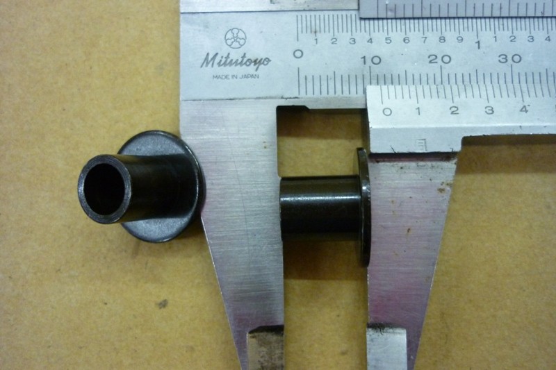 Втулка крепления ветрового стекла