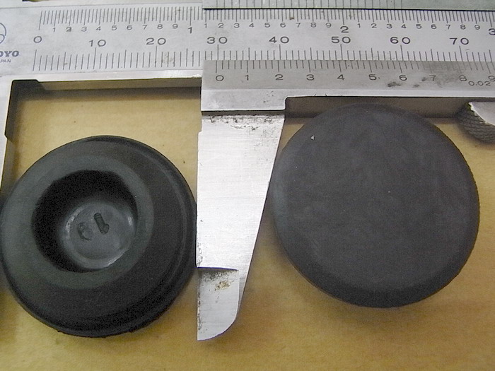 Демпфер резиновый боковой панели