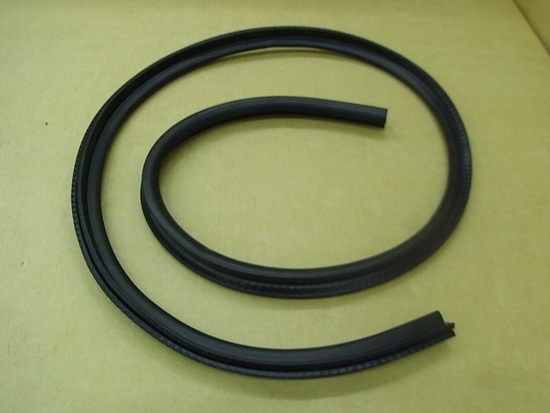 Уплотнение багажника