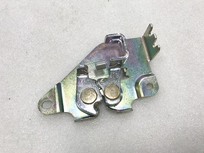 Защелка сидения