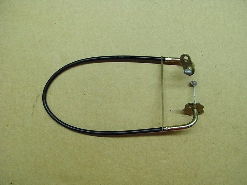 Трос замка крышки топливного бака