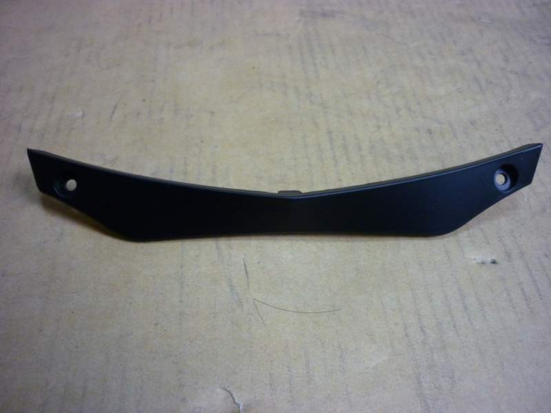 Облицовка спинки сидения черный_BK-001U-L