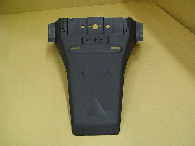 Крыло заднее черный_BK-001U