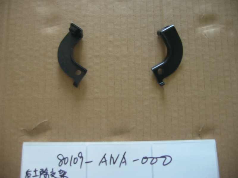 Кронштейн заднего брызговика