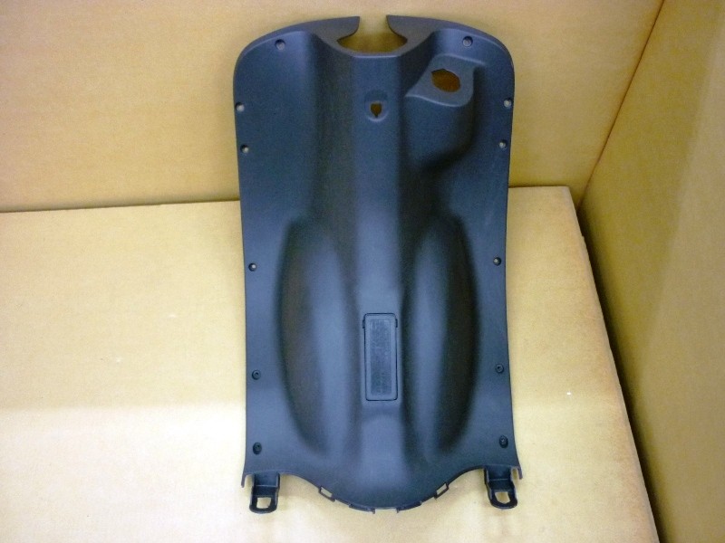 Облицовка передняя внутренняя черный_BK-001U