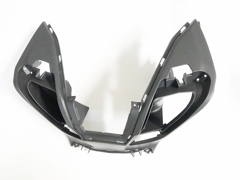 Облицовка передняя внутренняя с багажными ёмкостями