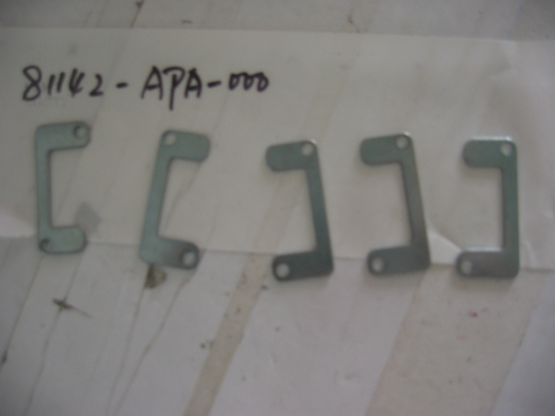 Кронштейн люка бокса правый