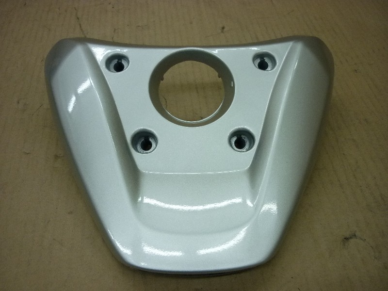 Спойлер задний серебристый_S-880S