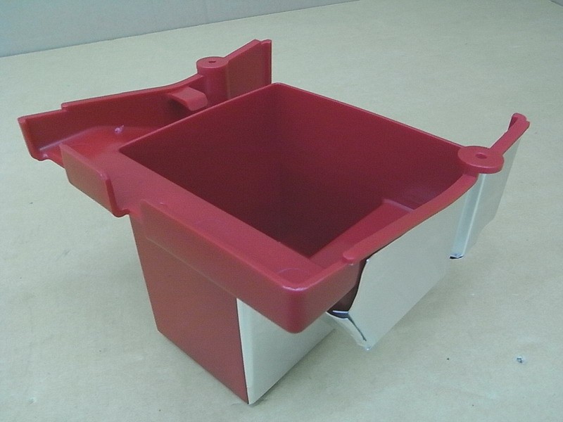 Отсек багажный красный_HE-40864-25