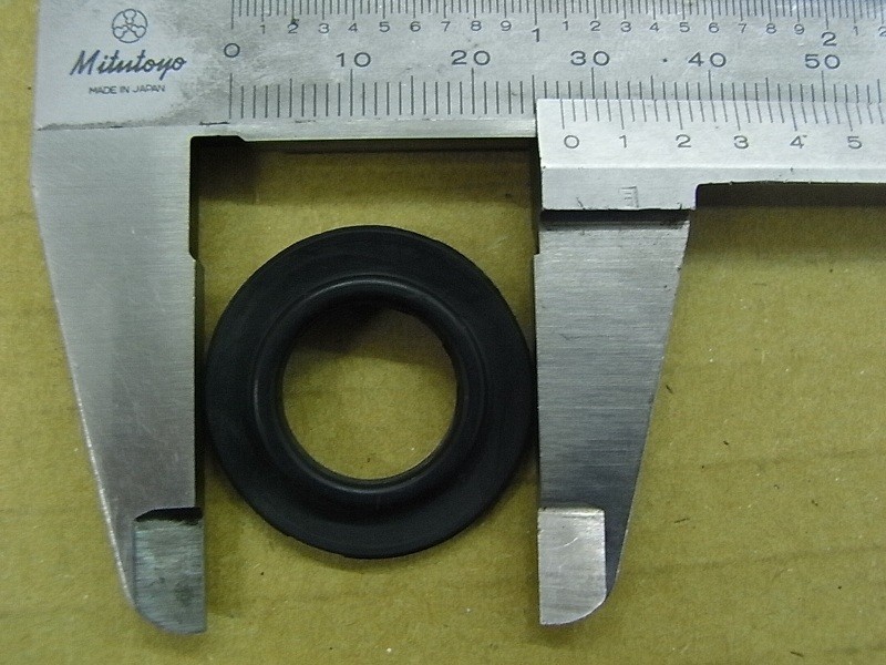 Заглушка резиновая (B)