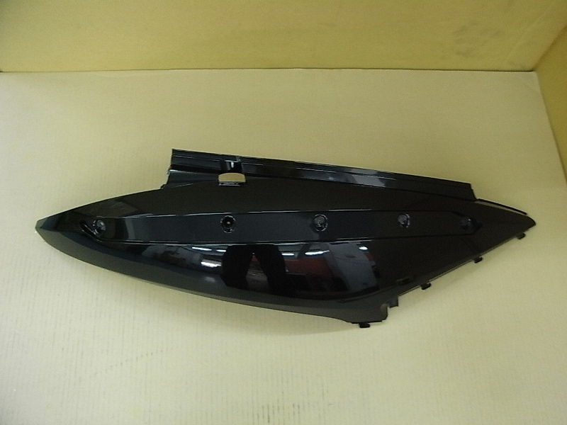 Облицовка задняя правая чёрный (BK-231S)