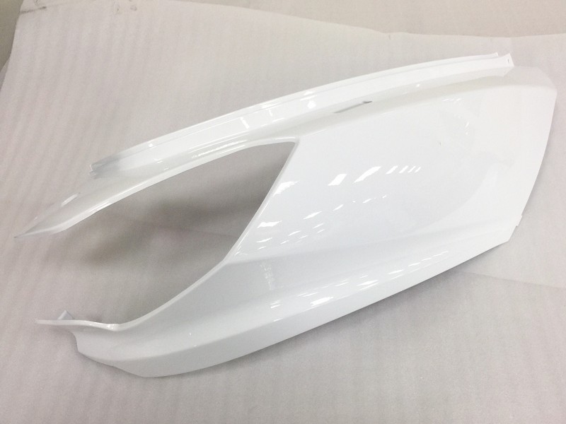 Облицовка задняя правая белый (WH-005C)