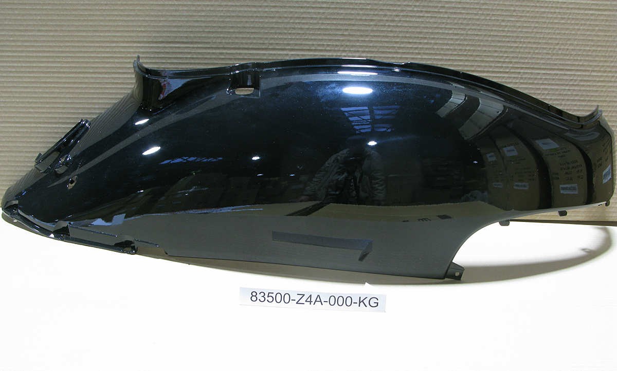 Облицовка задняя правая чёрный (BK5560)