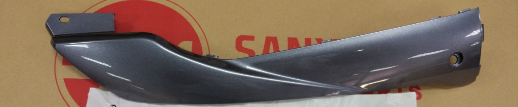 Облицовка боковая правая серый (GY-419S)