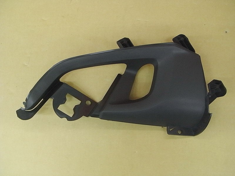 Облицовка боковая правая