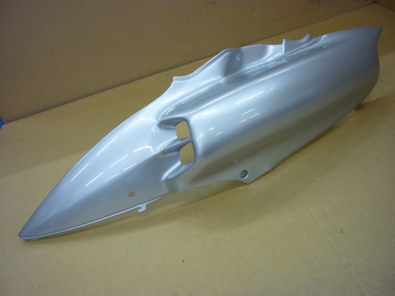 Облицовка задняя левая серебристый_S-880S