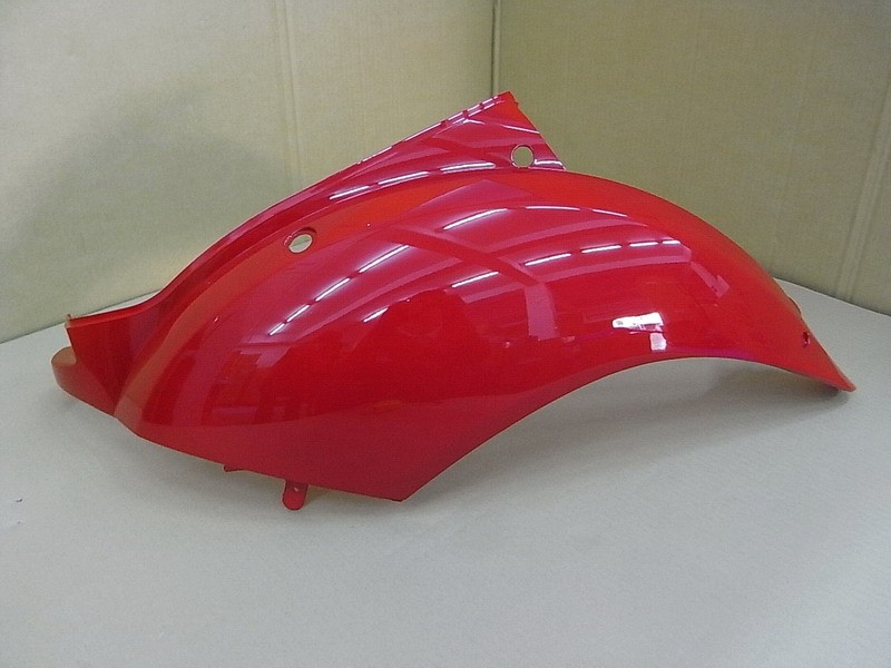 Облицовка задняя левая красный_R-200C