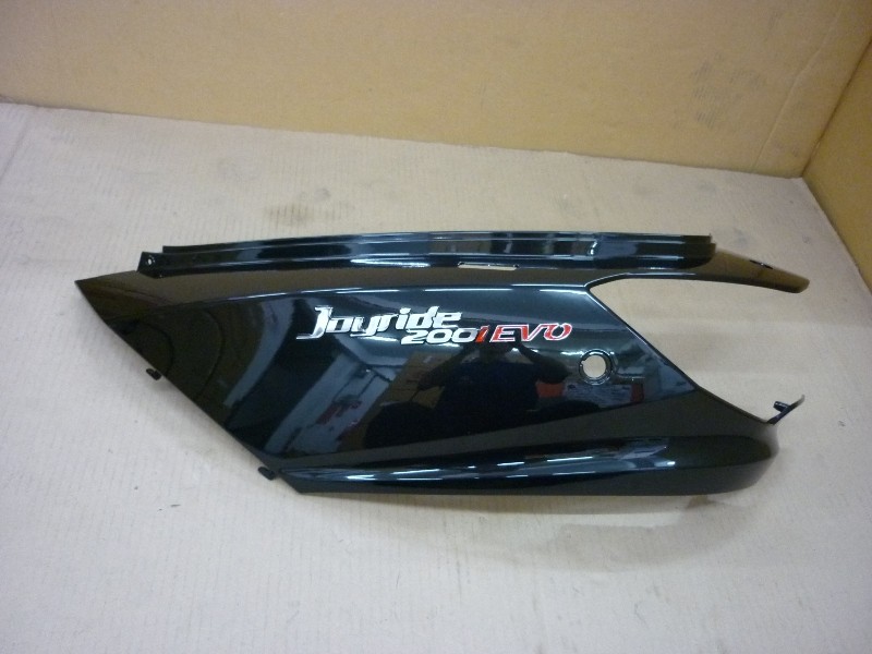 Облицовка задняя левая чёрный (BK-433S)