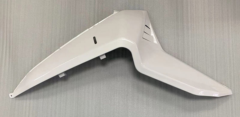 Облицовка боковая средняя левая B [WH-8028P]