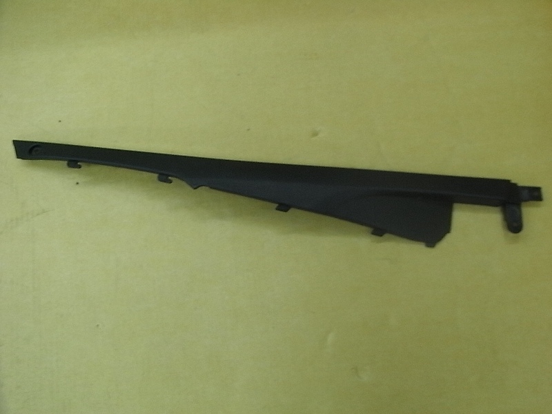 Облицовка задняя левая черный_BK-001U