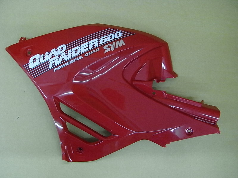 Облицовка боковая левая красный (HE-40864-25)