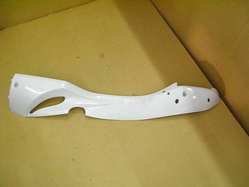 Облицовка боковая левая белый (WH-300P)