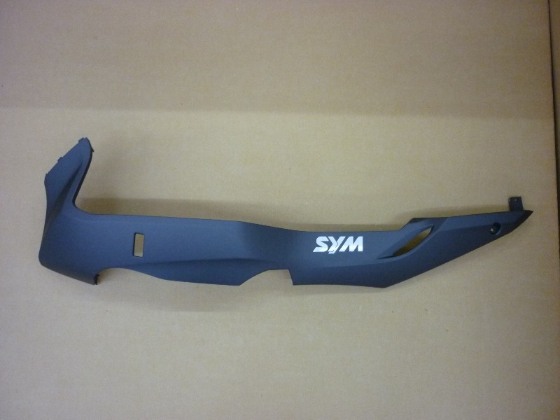 Облицовка боковая нижняя левая матовый черный_GY-7450U