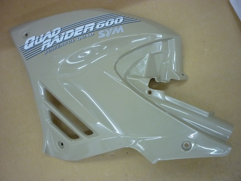 Облицовка боковая левая песочный (HE-60337-25)