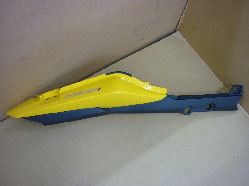 Облицовка задняя правая желтый (Y-116C/GY-7450U)