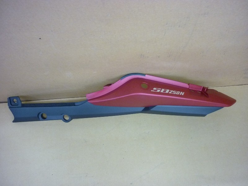 Облицовка задняя левая красный (R-187UL/GY-7450U)