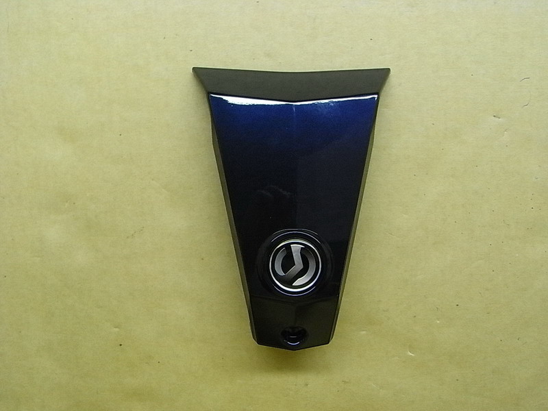 Облицовка багажника малая черный_BK-5395S-D