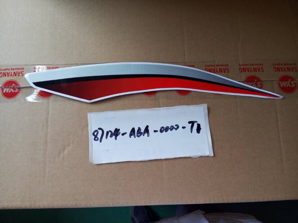 Наклейка на пластик передний правый тип 1