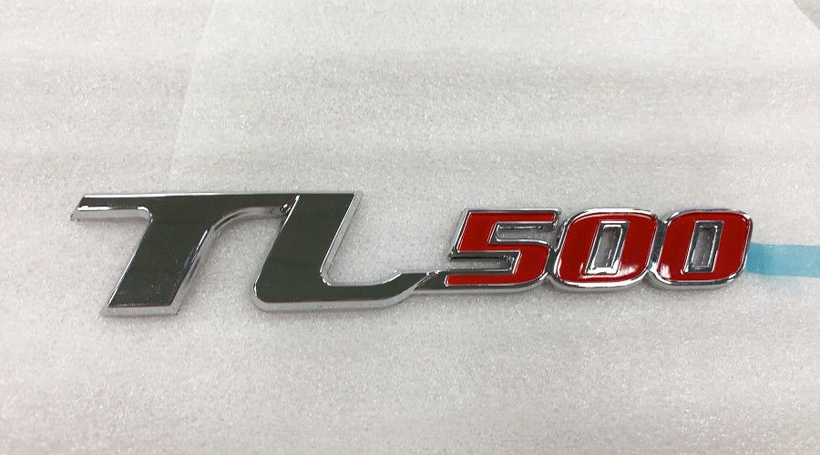 Эмблема пластика левого