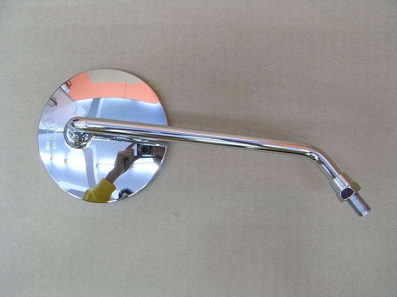 Зеркало заднего обзора правое