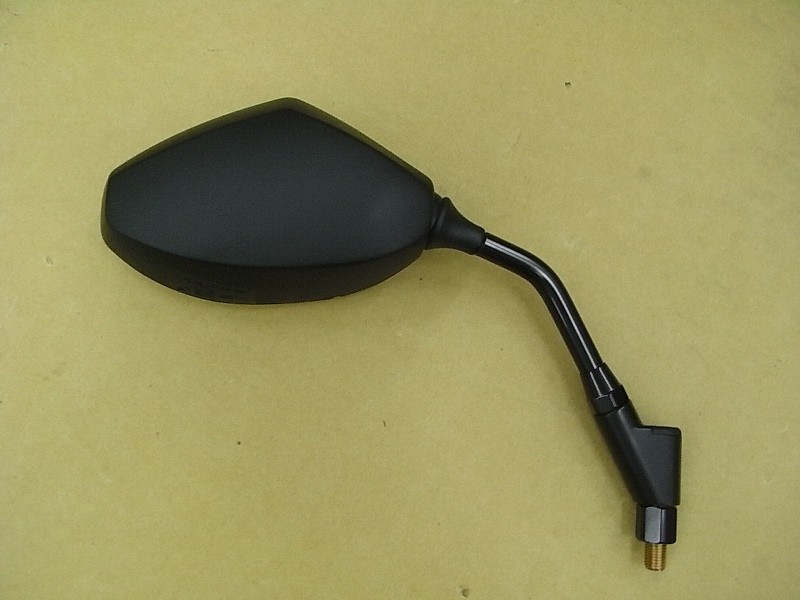 Зеркало заднего обзора правое