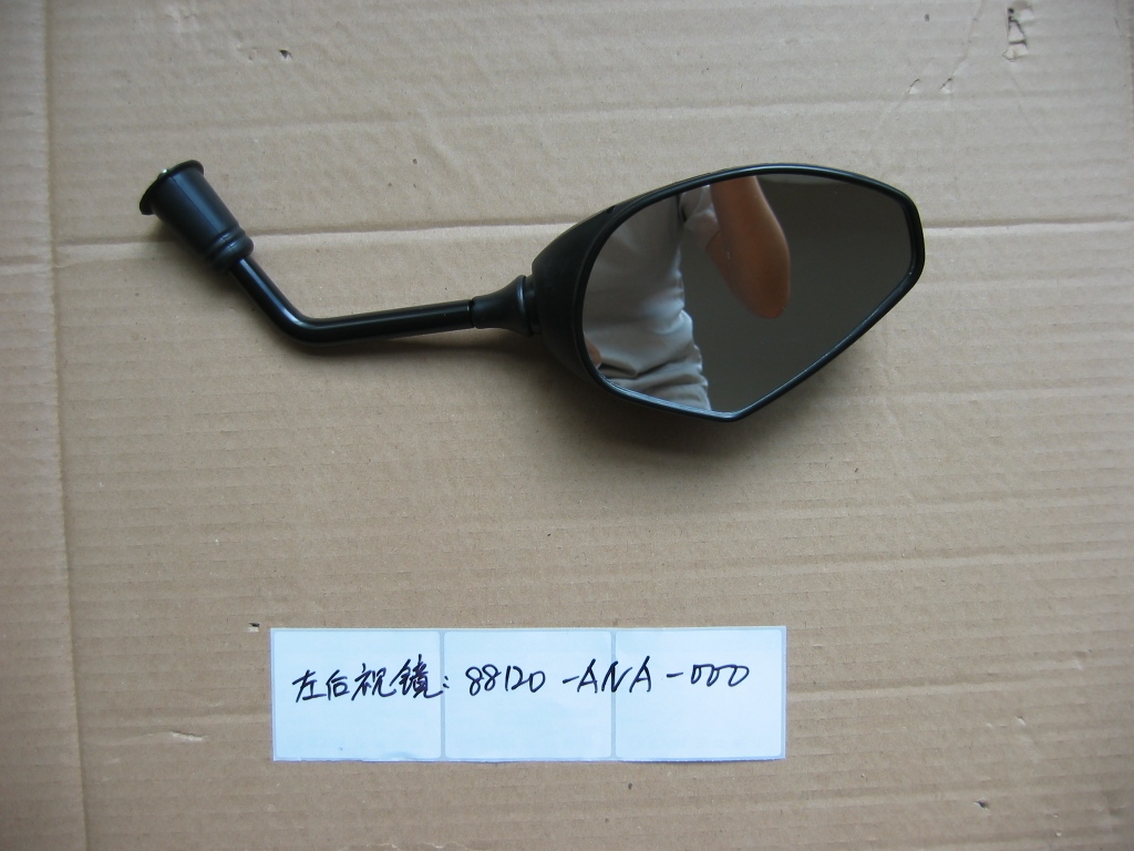 Зеркало заднего обзора левое