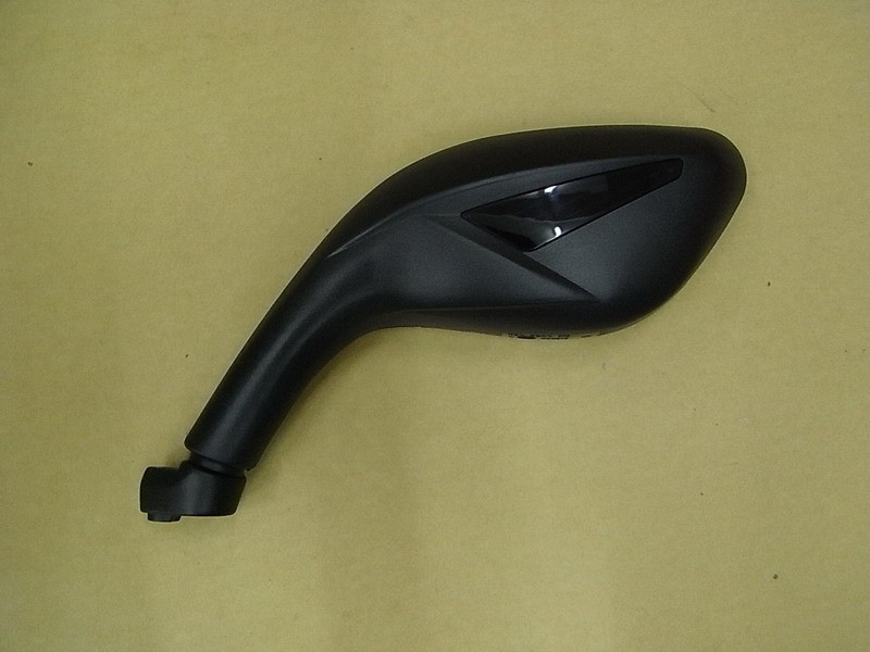 Зеркало заднего обзора левое