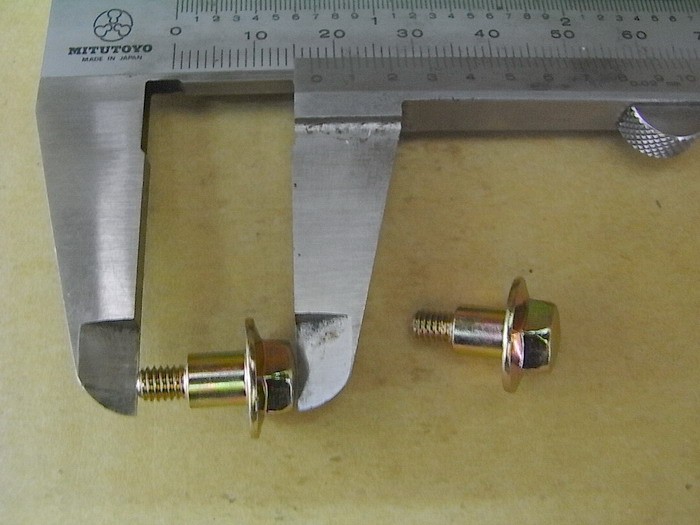 Винт регулировочный