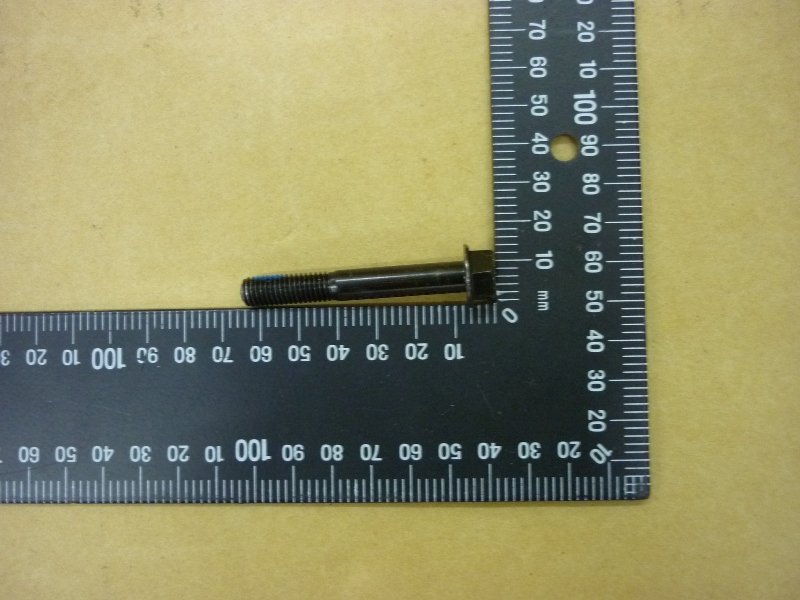 Винт с фланцем M8x57